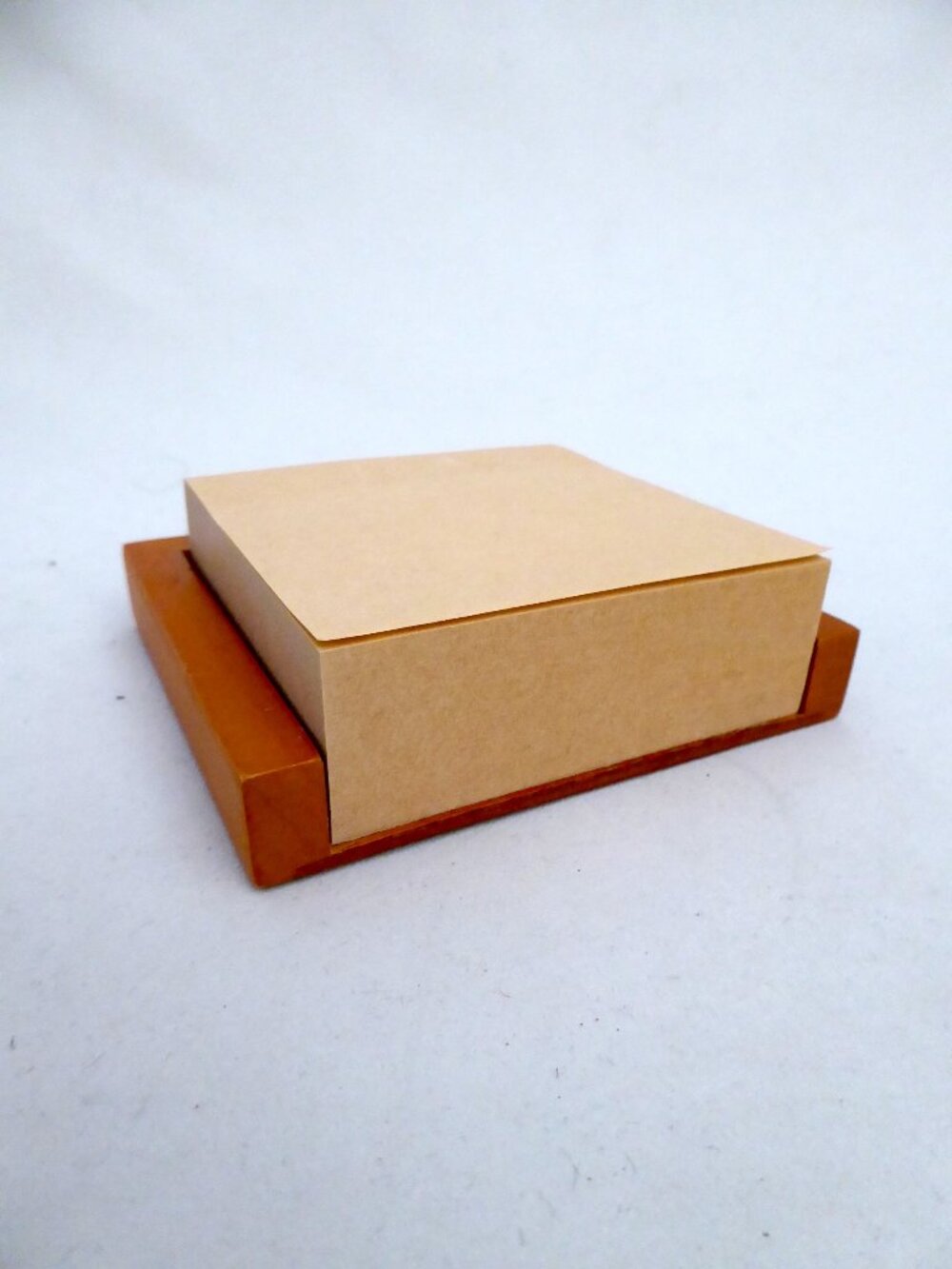 VINTAGE WOOD POST IT NOTE STICKY NOTE HOLDER TRAY WITH PAD DESK ACCESSORY